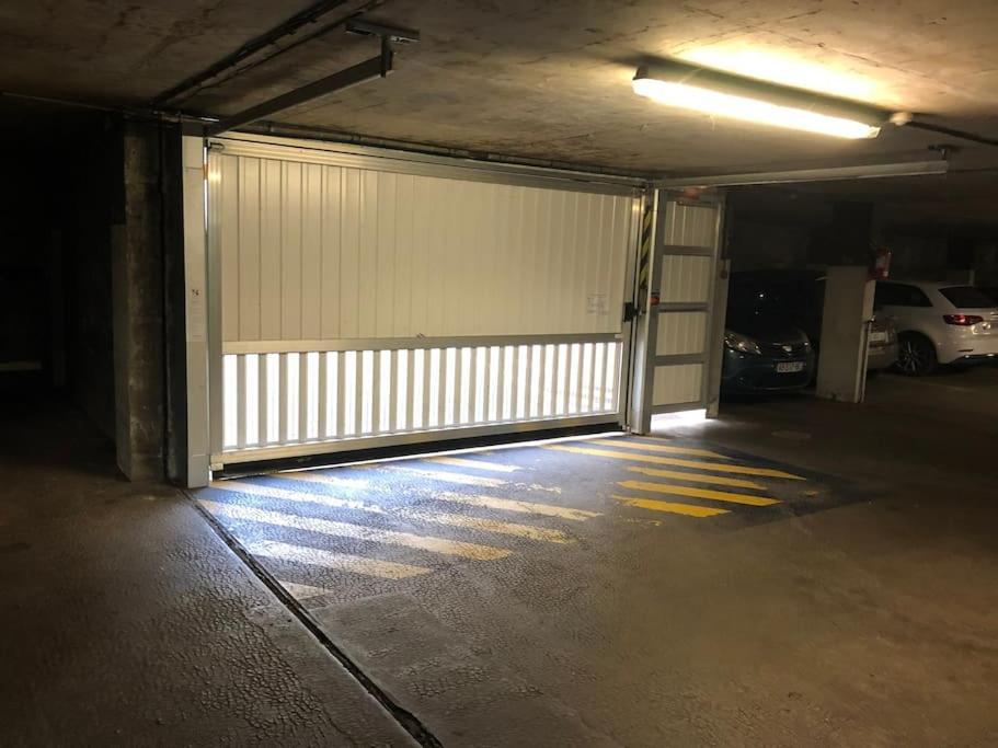 Feline's - T2 Moderne 51 M2, Proche Centre *